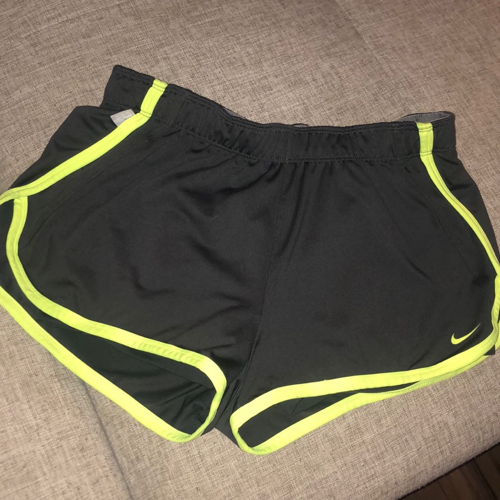 Nike Dri-fit athletic short size medium